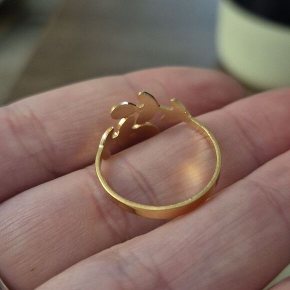 Delicate Gold Tone Leaf Wrap Ring - Minimalist Nature Inspired Band - Picture 7 of 8